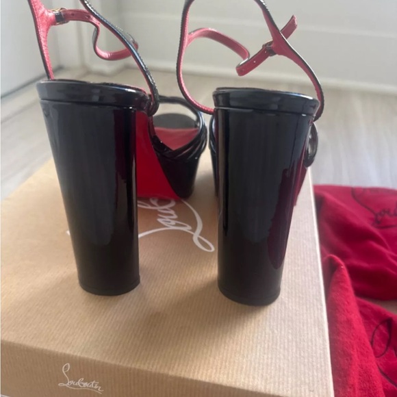 Louboutin- Coluna Girl 130mm Platform Sandals - Picture 13 of 16